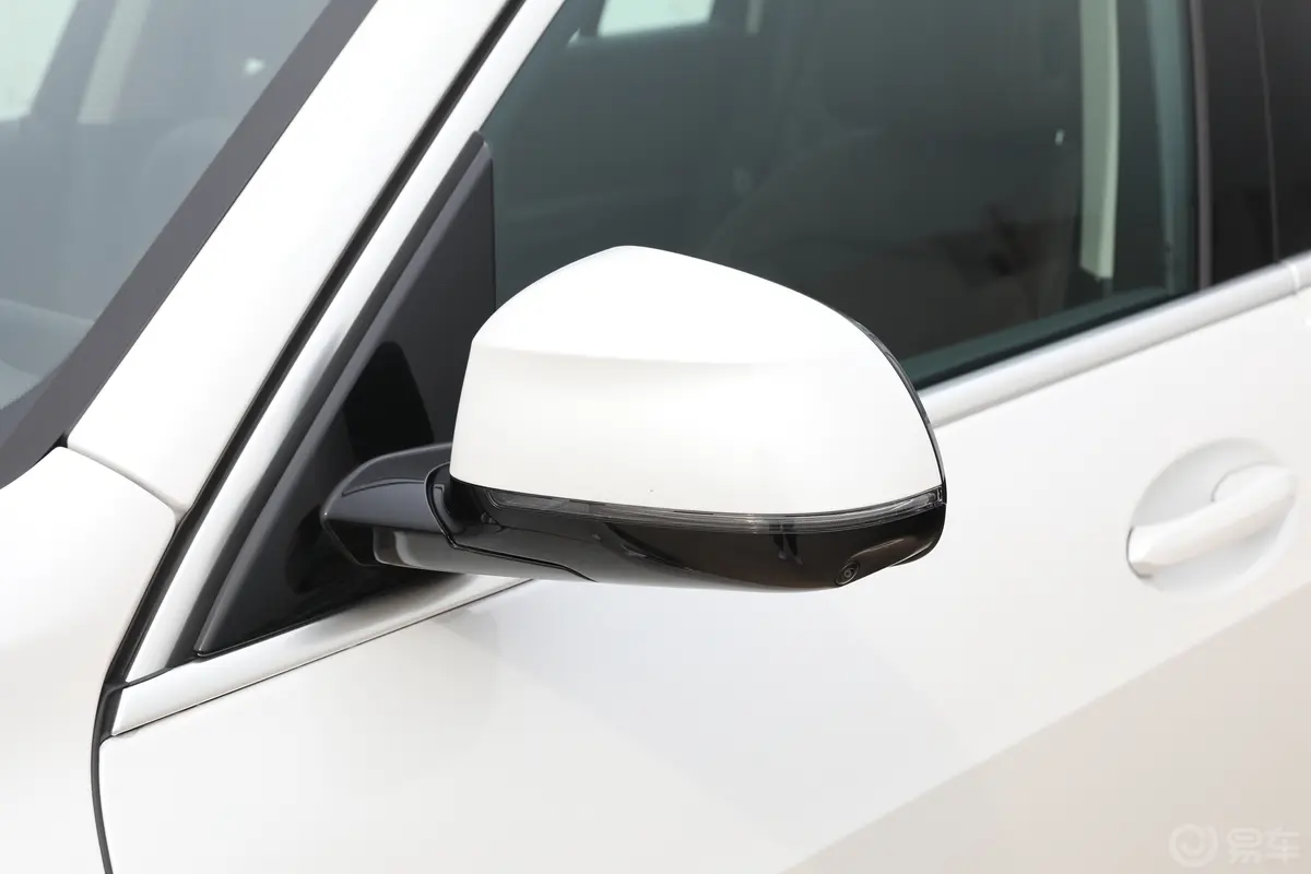宝马X5xDrive30Li 尊享型M运动套装主驾驶后视镜背面