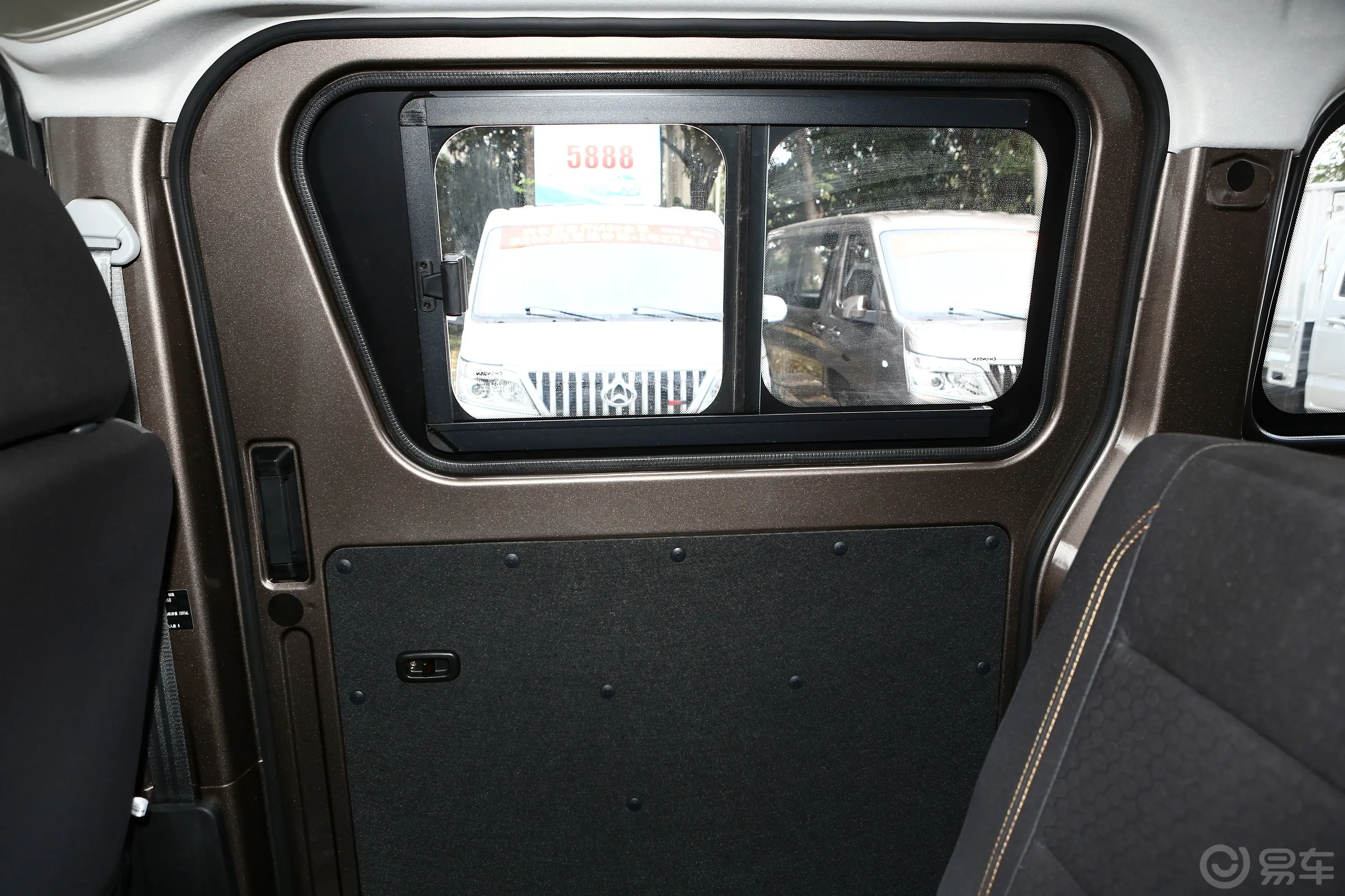 睿行M601.6L 客车舒适型 CNG驾驶员侧后车门