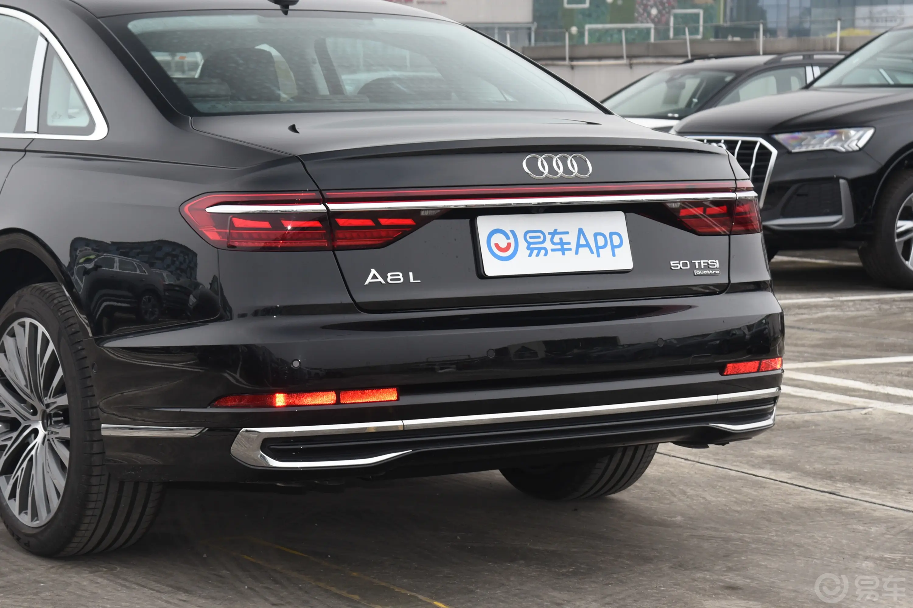 奥迪A8A8L 50 TFSI quattro 臻选型车后雷达