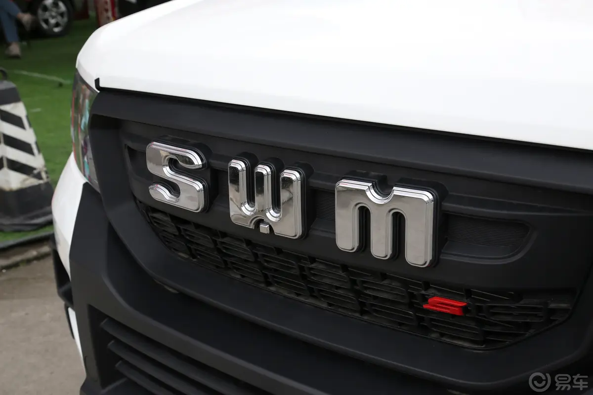 SWM斯威大虎1.5L 舒适型 7座外观细节