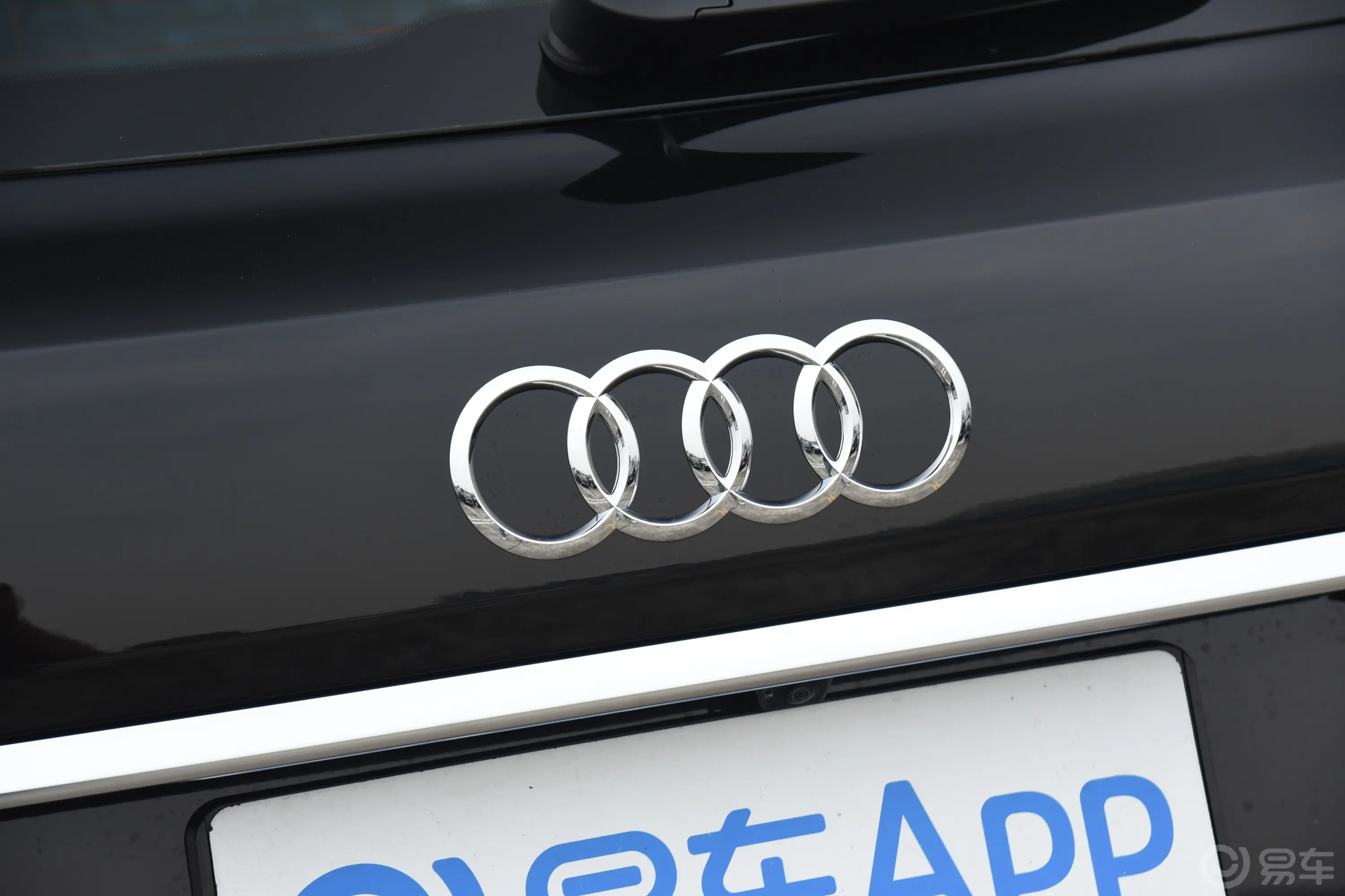 奥迪Q745 TFSI quattro S line运动型外观细节