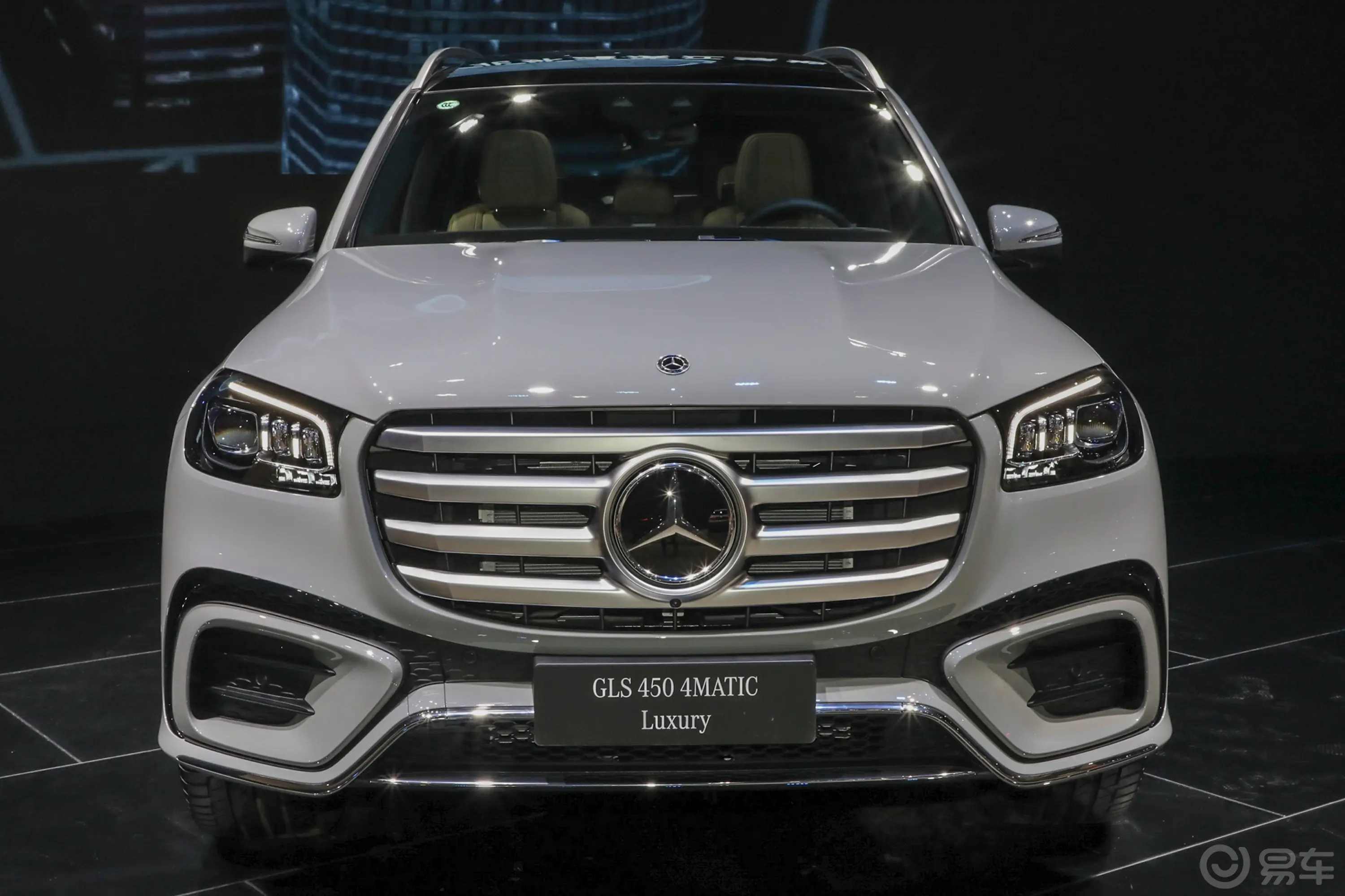 奔驰GLSGLS 450 4MATIC Luxury外观