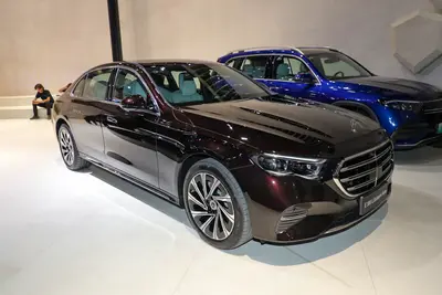 2024款 奔驰E级 E 300 L 尊贵型外观