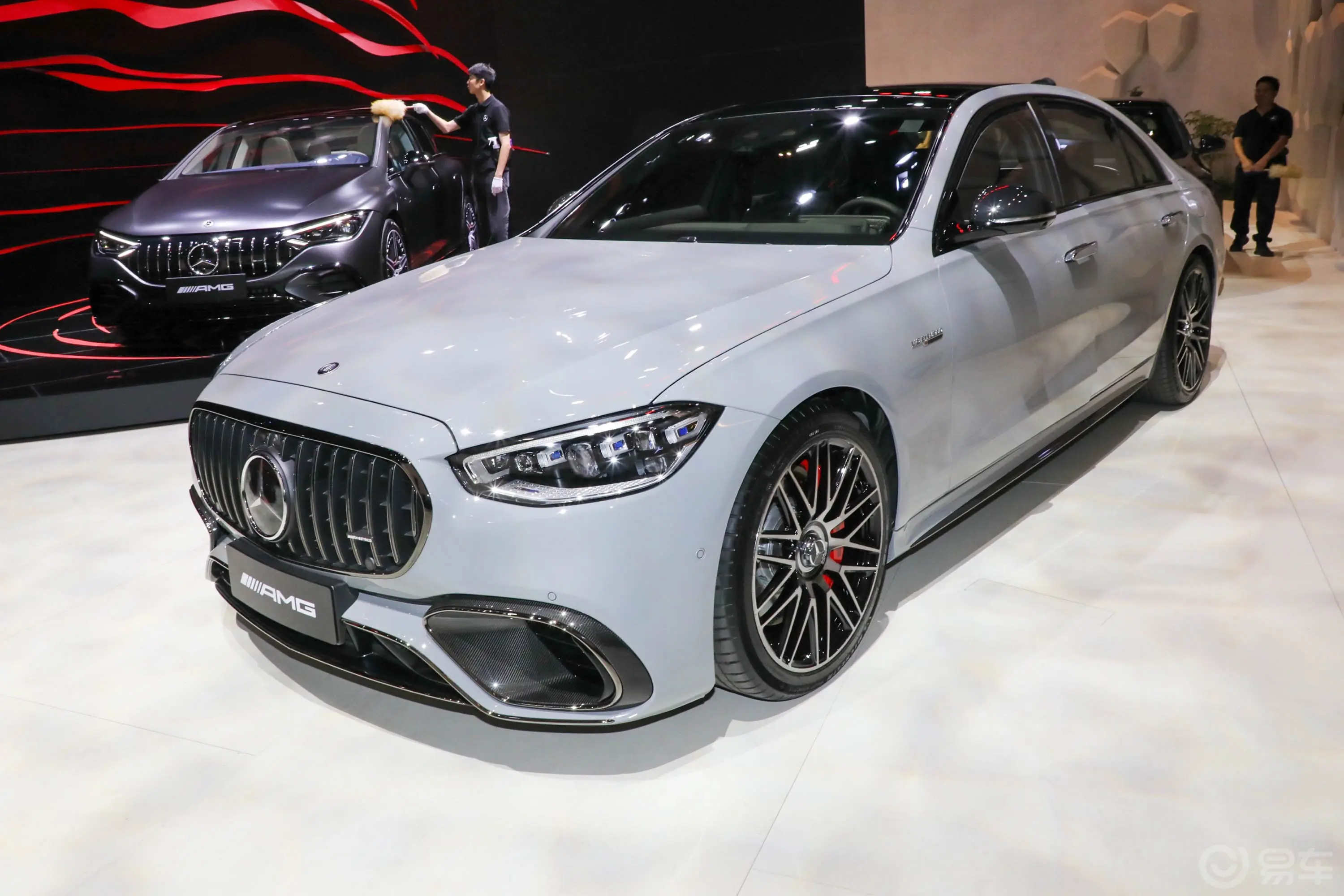 奔驰S级 AMG 新能源AMG S 63 L E PERFORMANCE外观