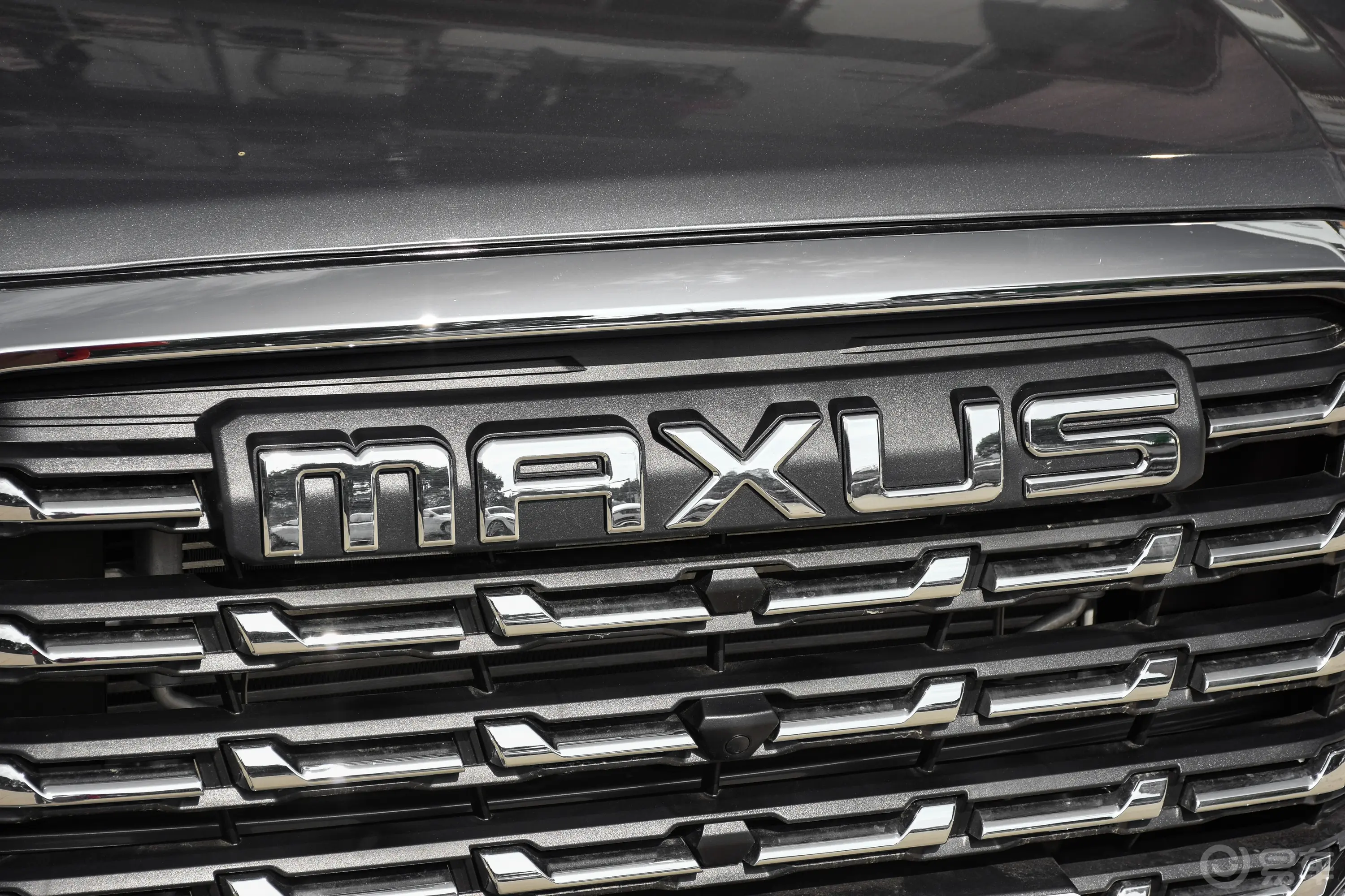 上汽大通MAXUS 星际星际L 2.0T 自动两驱长箱精英版 柴油外观细节