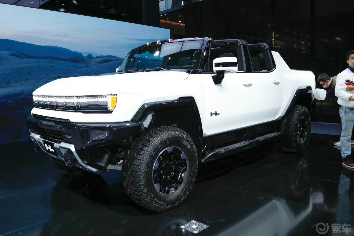 HUMMER EV PICKUP