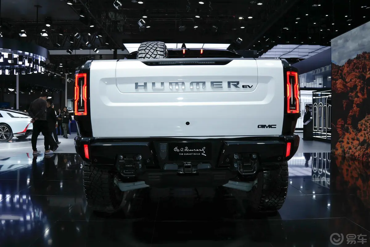 HUMMER EV PICKUP