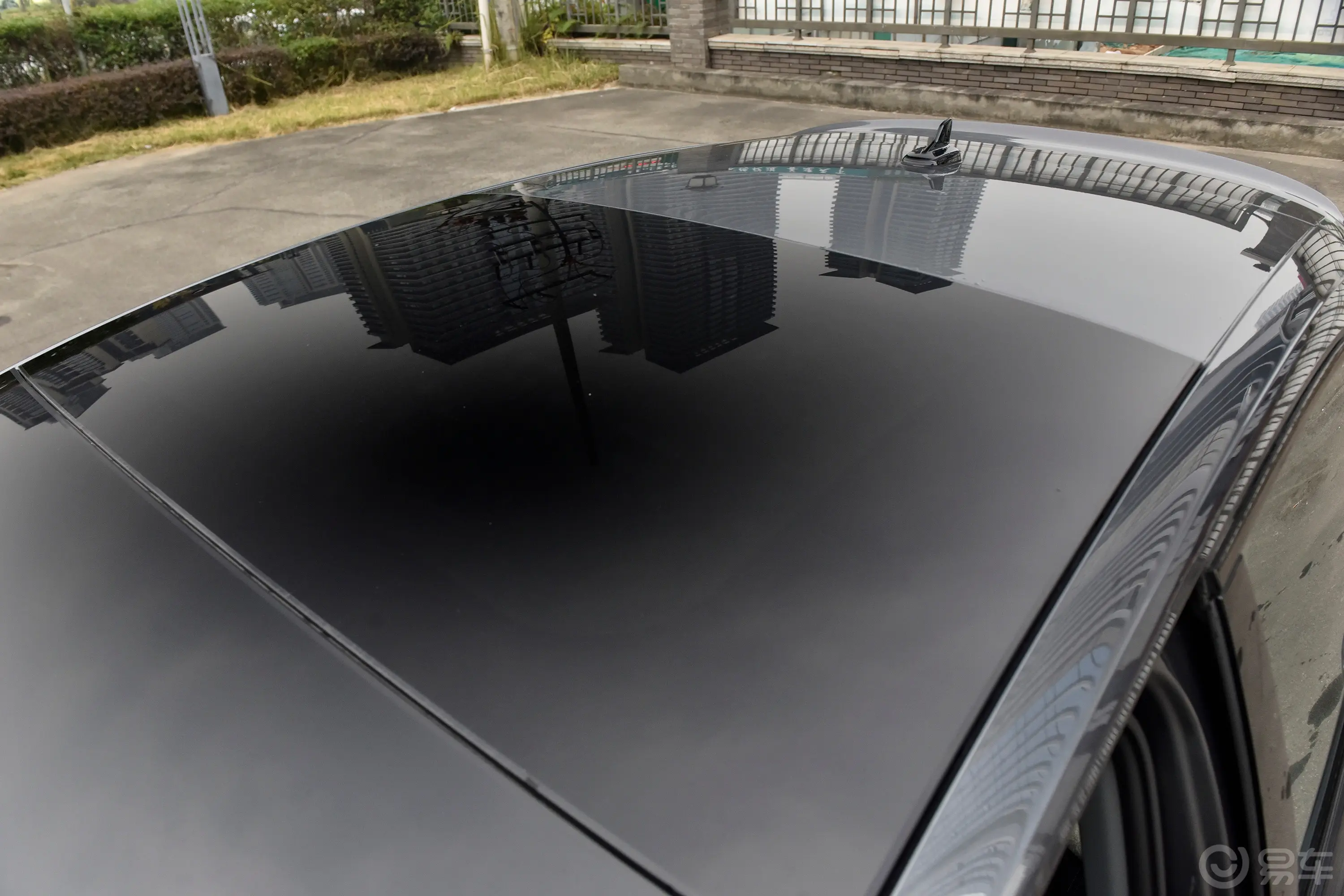 奥迪Q3 Sportback40 TFSI 时尚型天窗