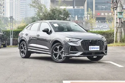 2024款 奥迪Q3 Sportback 40 TFSI 时尚型外观