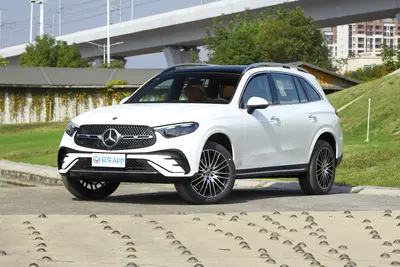 2023款 奔驰GLC 改款 GLC 300 L 4MATIC 豪华型 7座外观