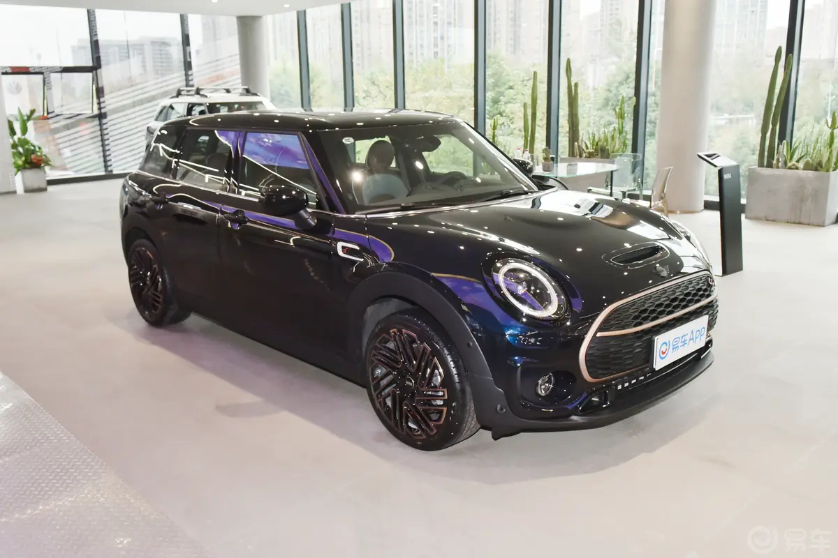 MINI CLUBMAN2.0T COOPER S 最后的绅士纪念版外观灯组