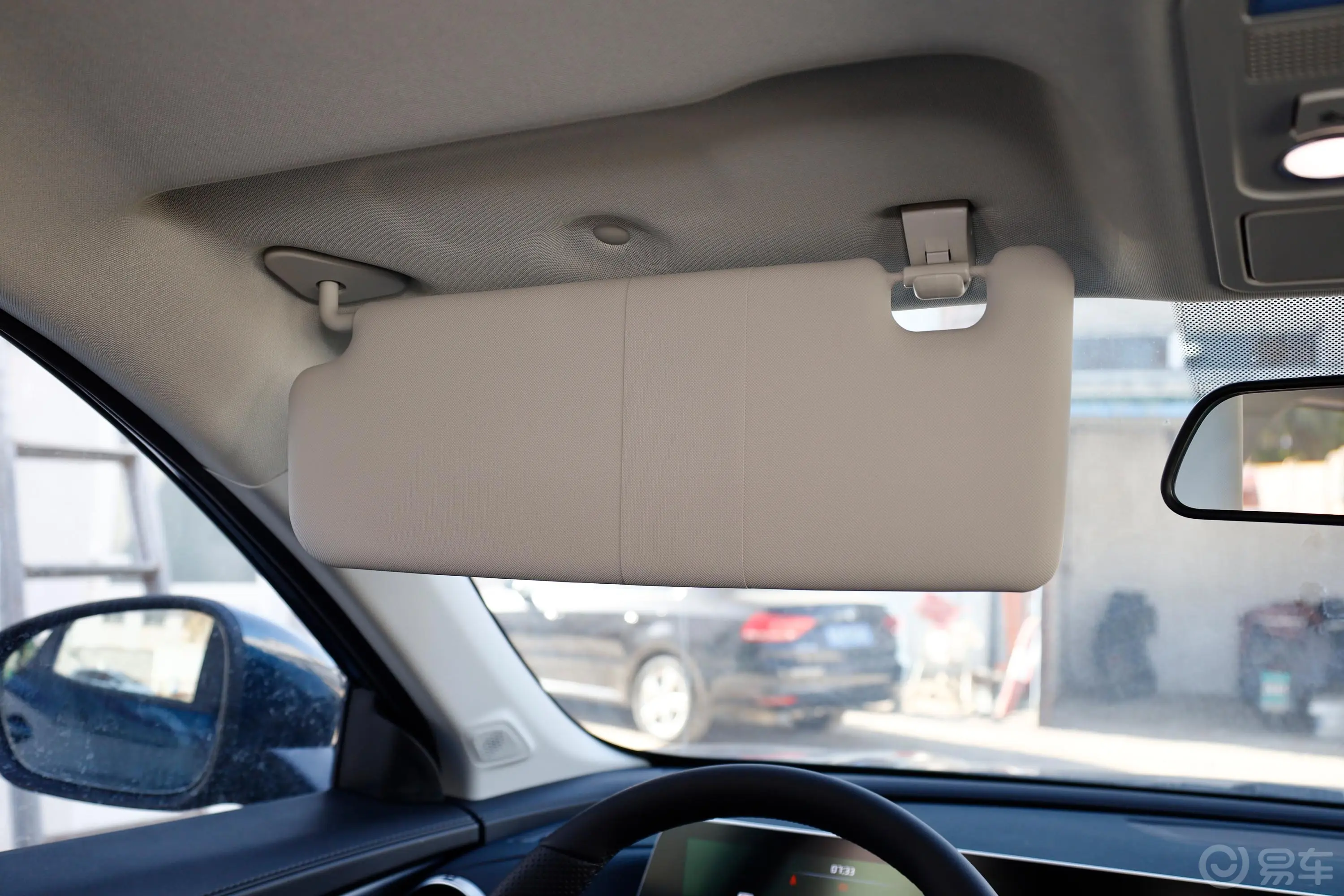 风行T5 EVO狂飙版 1.5T 定制款驾驶位遮阳板