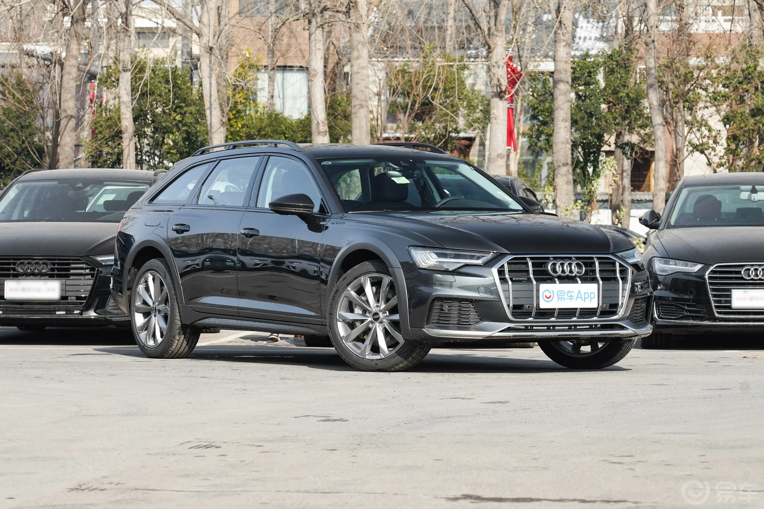 奥迪A6Allroad quattro 探索家 55 TFSI 尊享越野型侧前45度车头向右水平