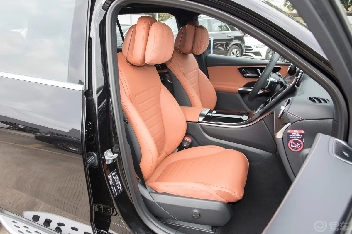 奔驰GLC改款 GLC 300 L 4MATIC 豪华型 5座副驾驶座椅