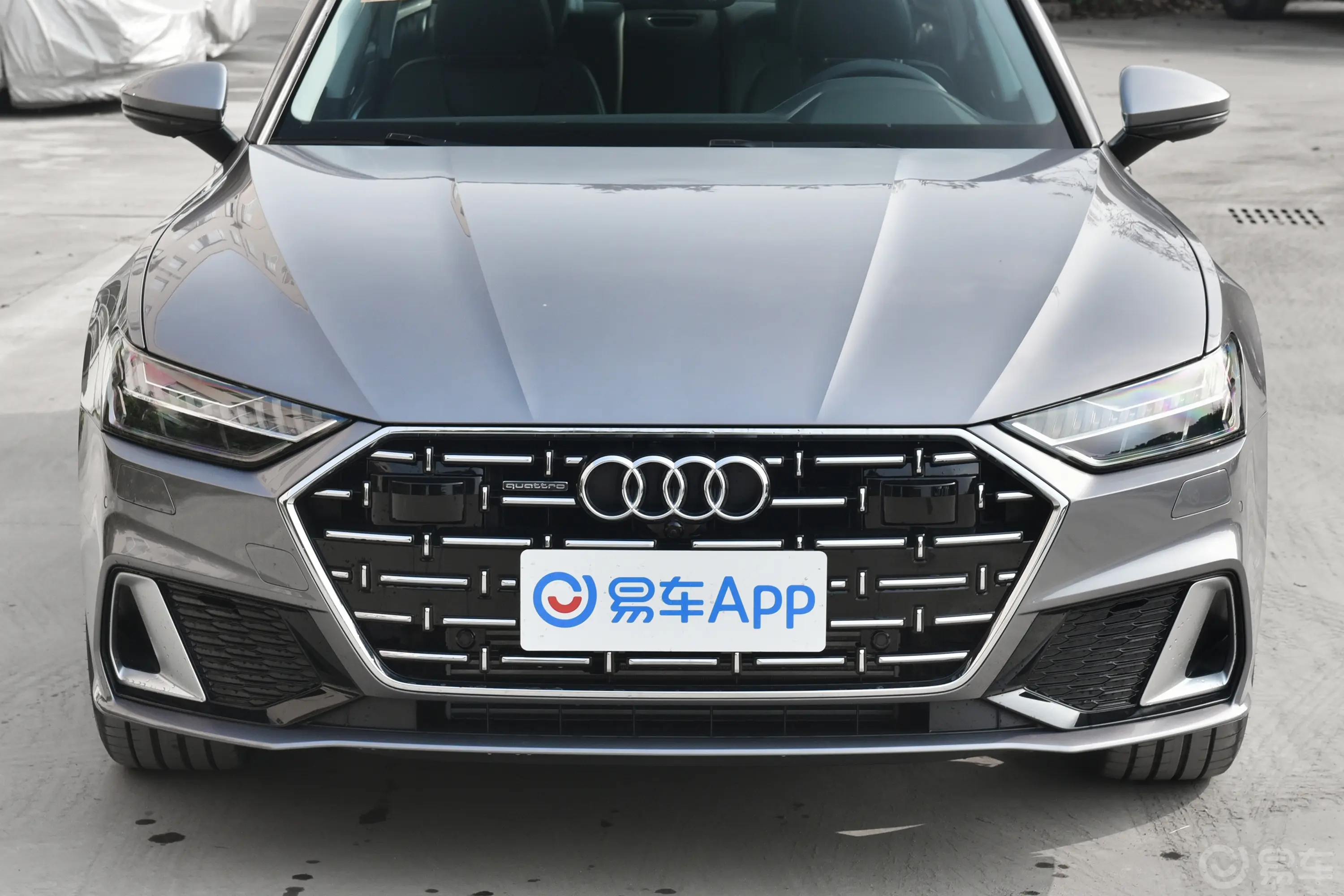 奥迪A7L45 TFSI quattro S-line 见远型 流晶套装外观细节