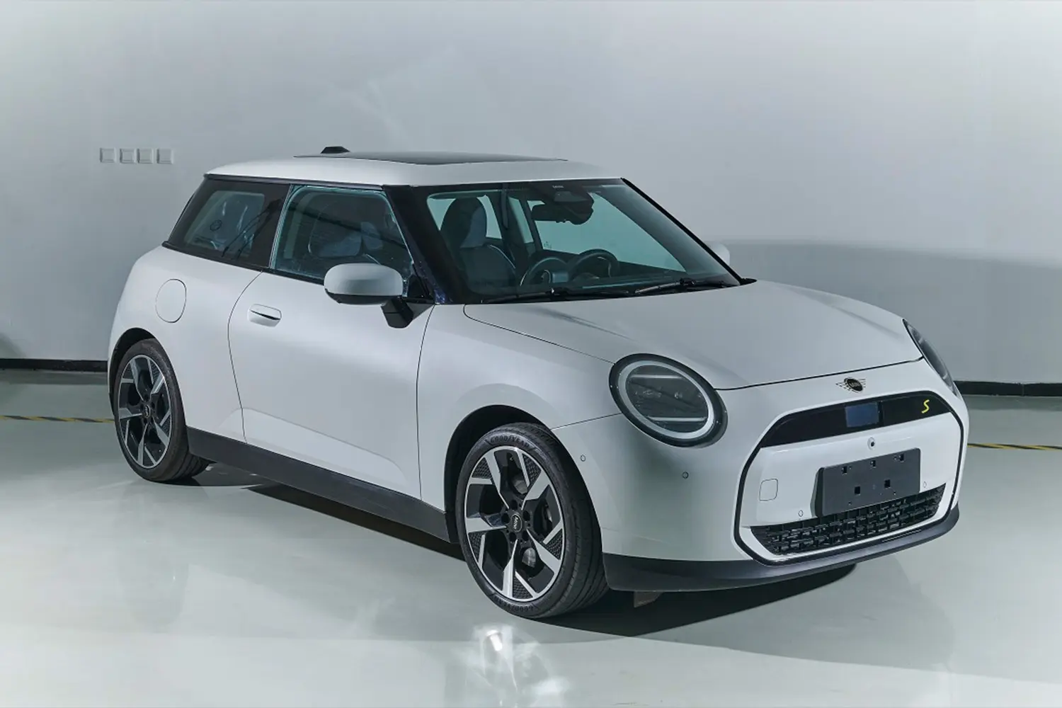 【电动MINI COOPER图片-汽车图片大全】-易车