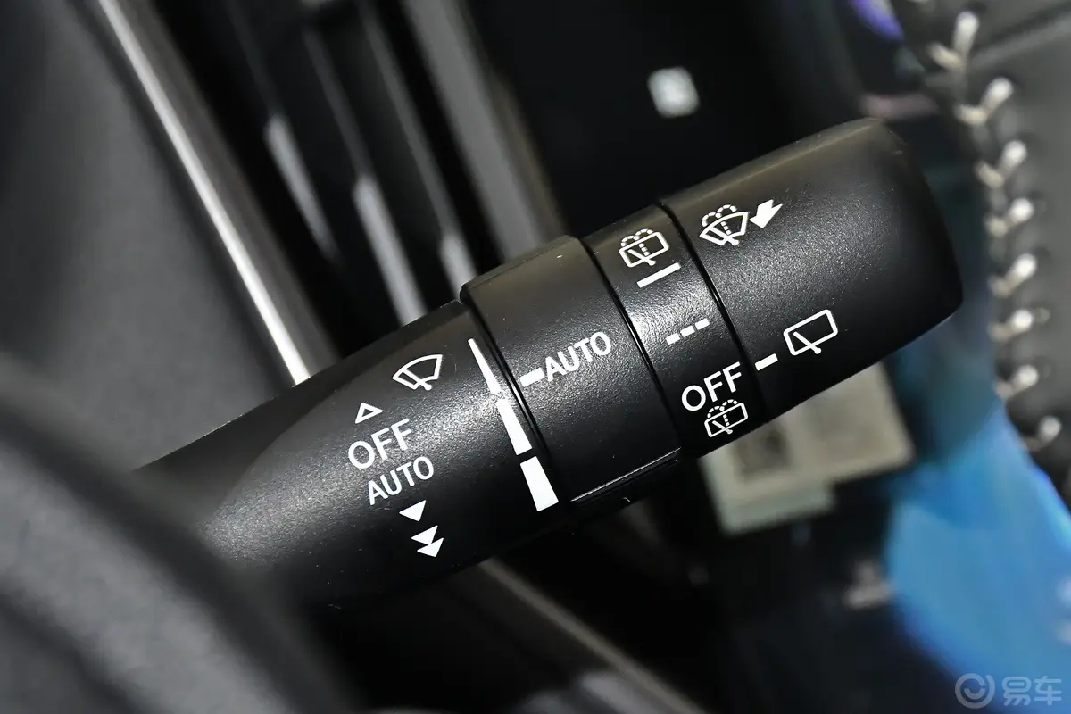 傲虎2.5i AWD旷野限定版EyeSight灯光控制区