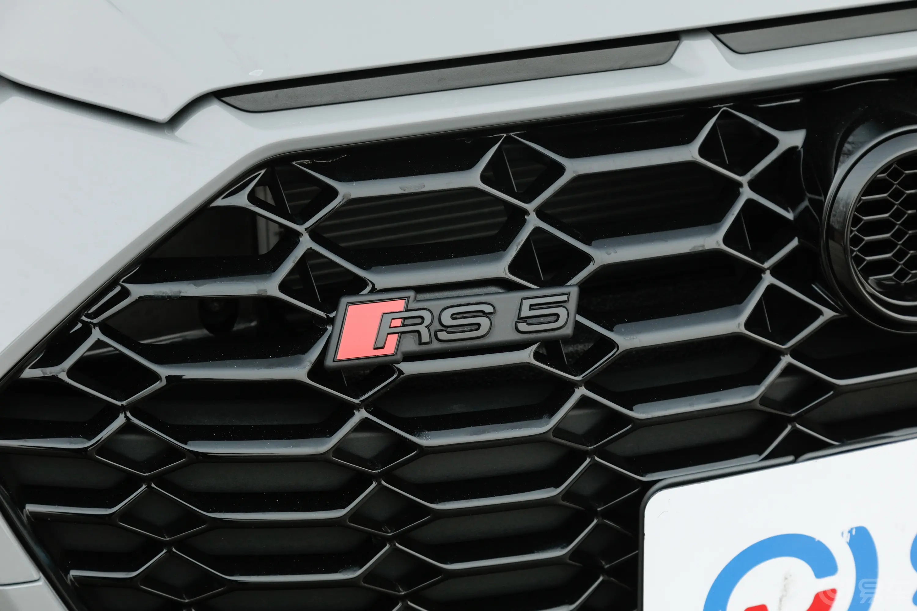 奥迪RS 52.9T Coupe 燃擎版外观细节