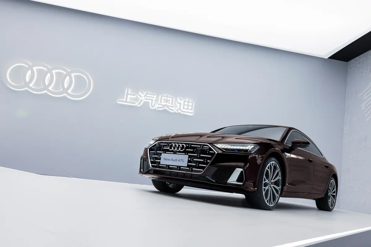 奥迪A7L55 TFSI quattro 旗舰型