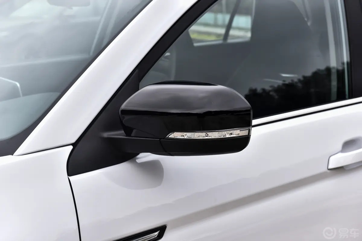 长安CS75畅享版 1.5T 自动豪华型主驾驶后视镜背面
