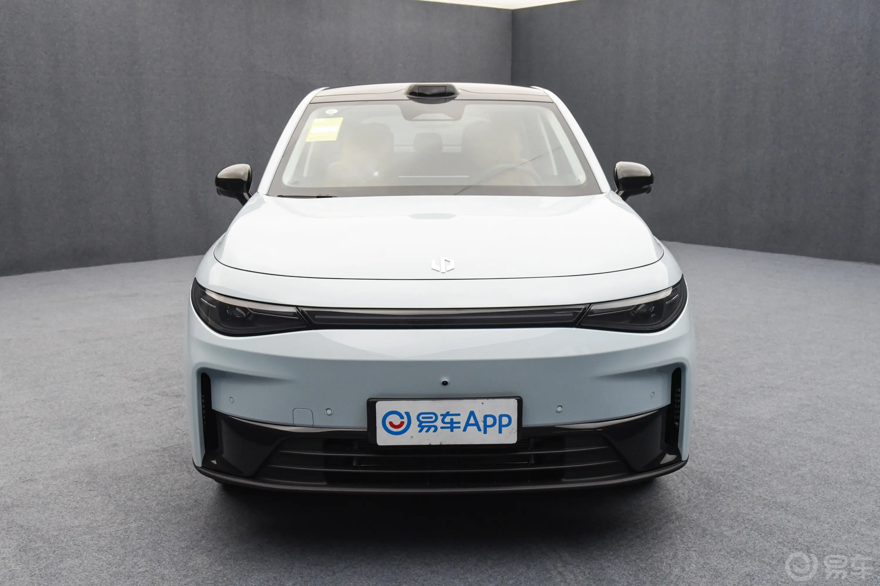 零跑C10纯电版 530km 530激光雷达版正前水平