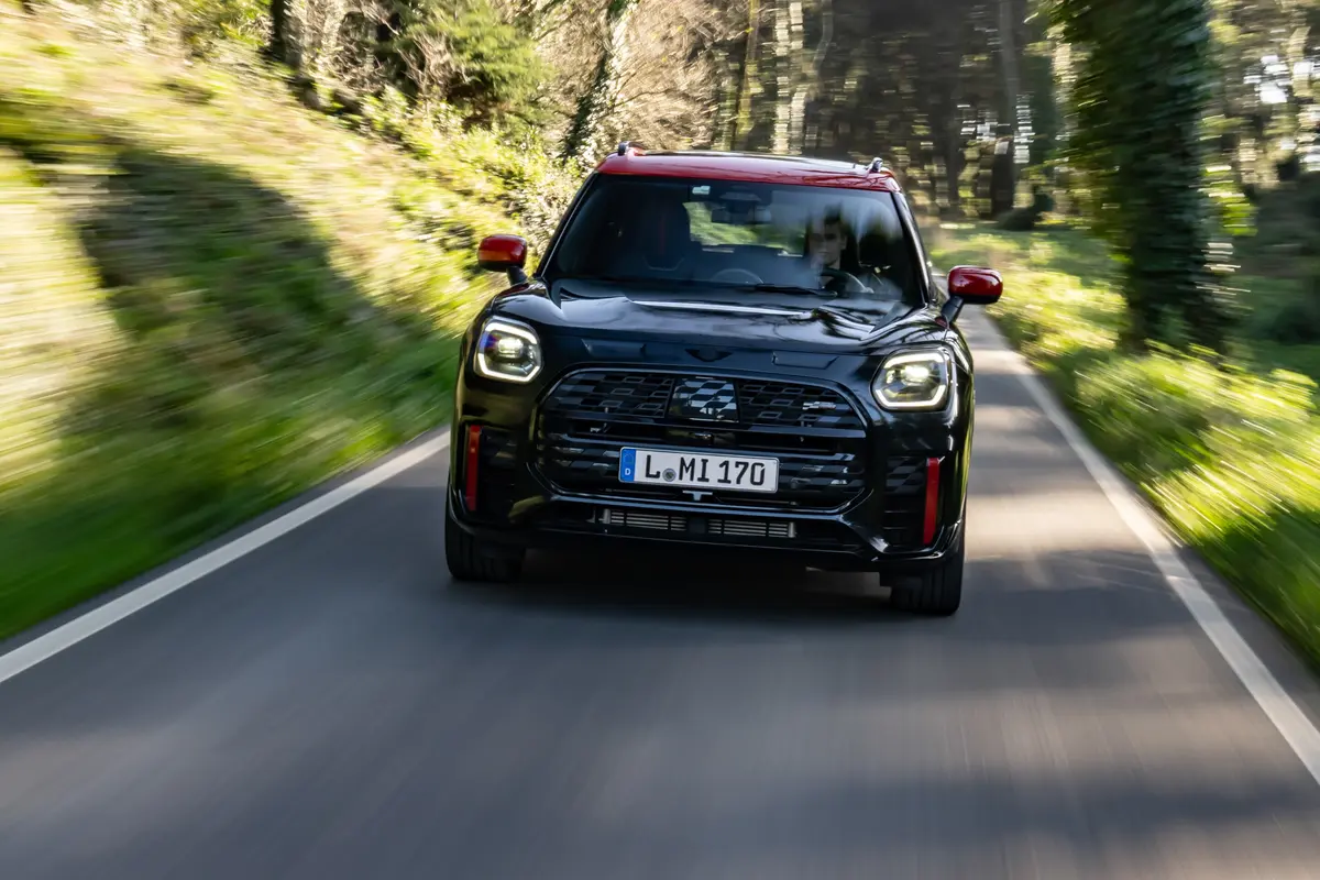 MINI JCW COUNTRYMAN