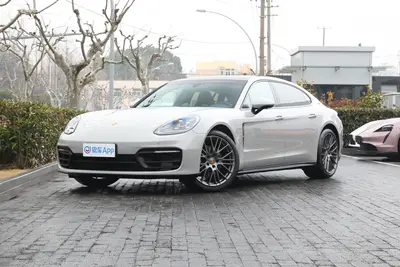 2023款 Panamera 改款 Panamera 4 行政加长铂金版 2.9T外观