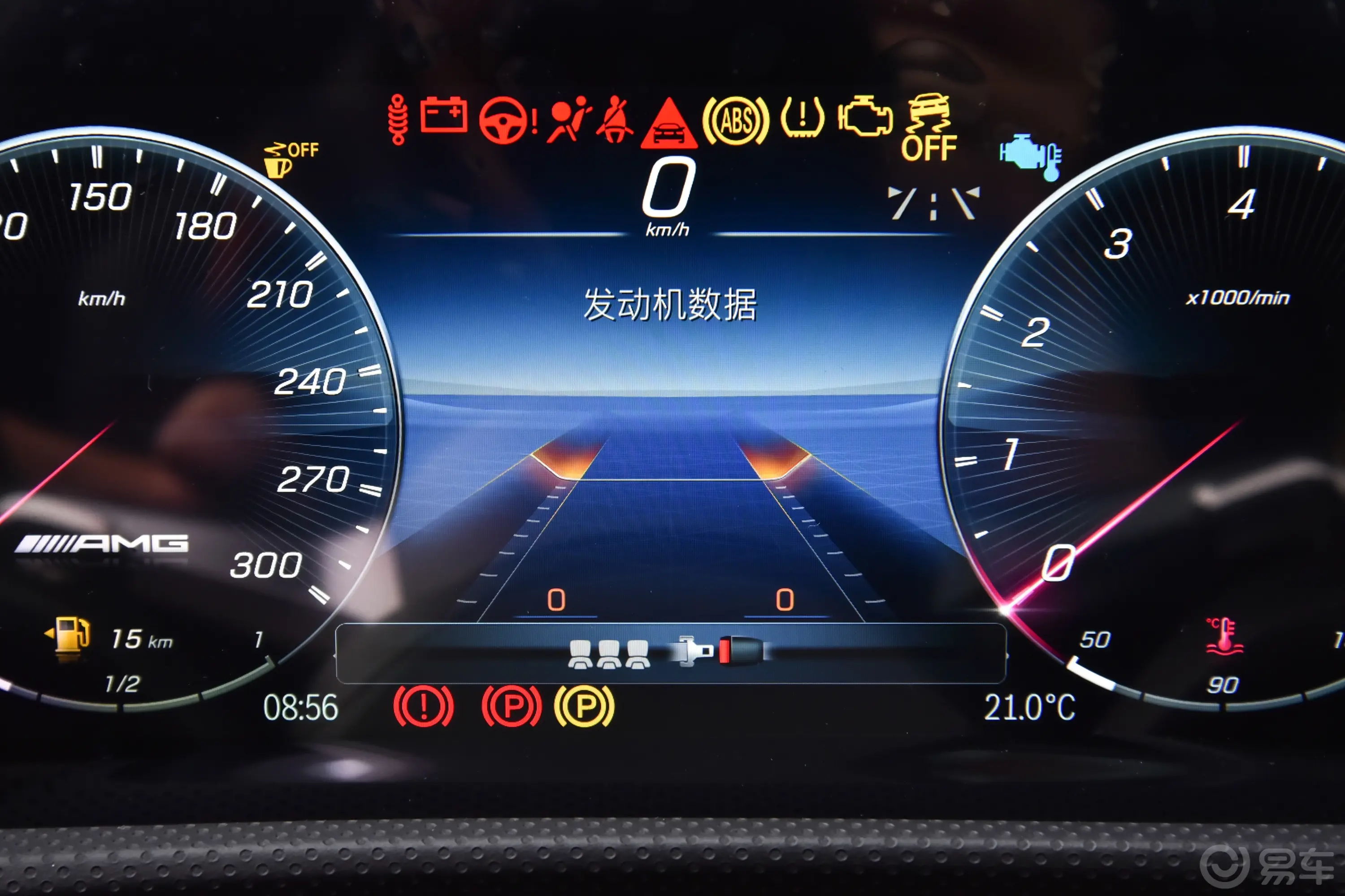 奔驰CLA级 AMGAMG CLA 45 S 4MATIC+主驾驶位