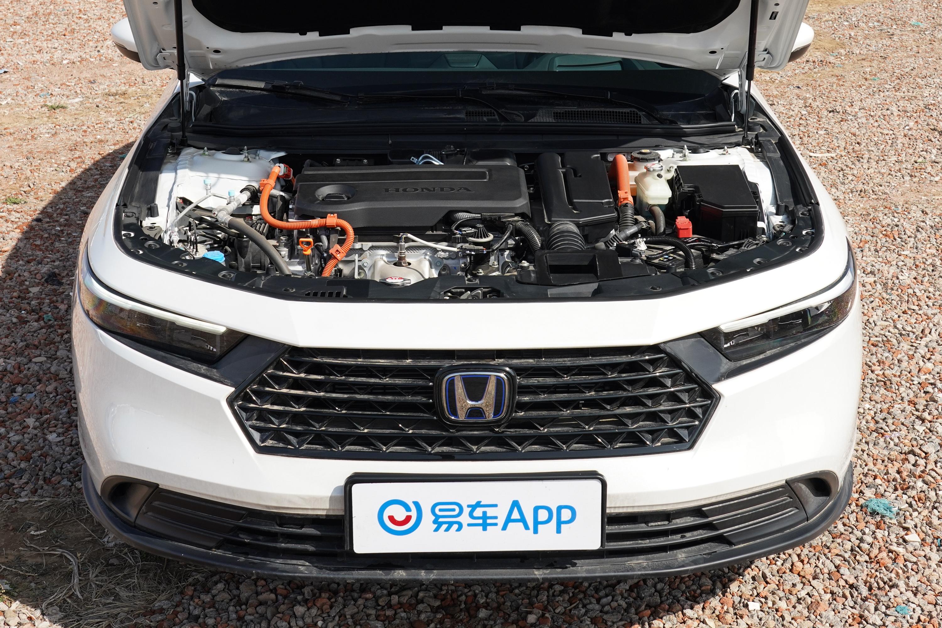 【雅阁 e:PHEV2.0L 82km 智享版发动机舱整体图片-汽车图片大全】-易车