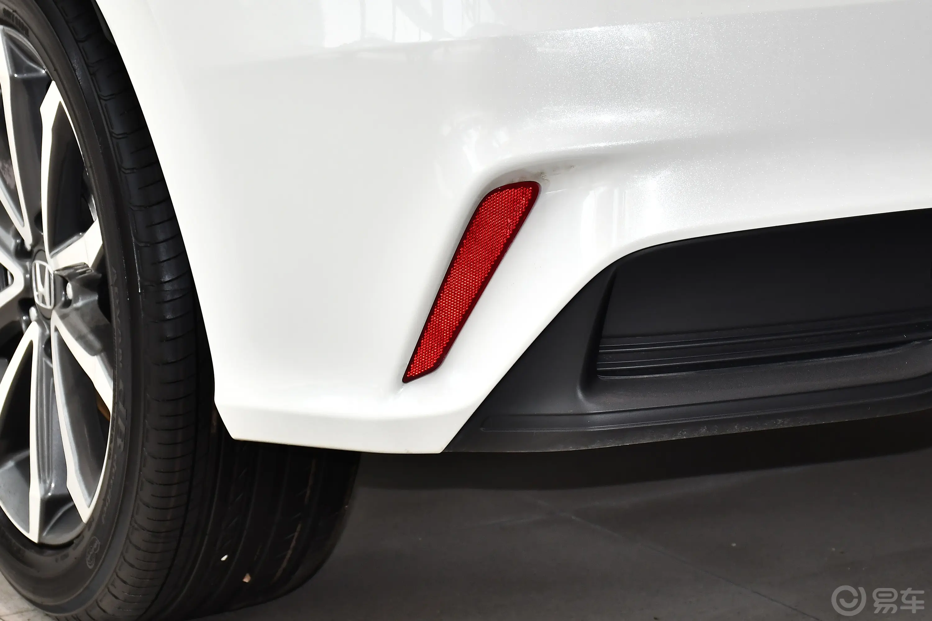 型格HATCHBACK e:HEV 2.0L 锐·领潮版外观细节
