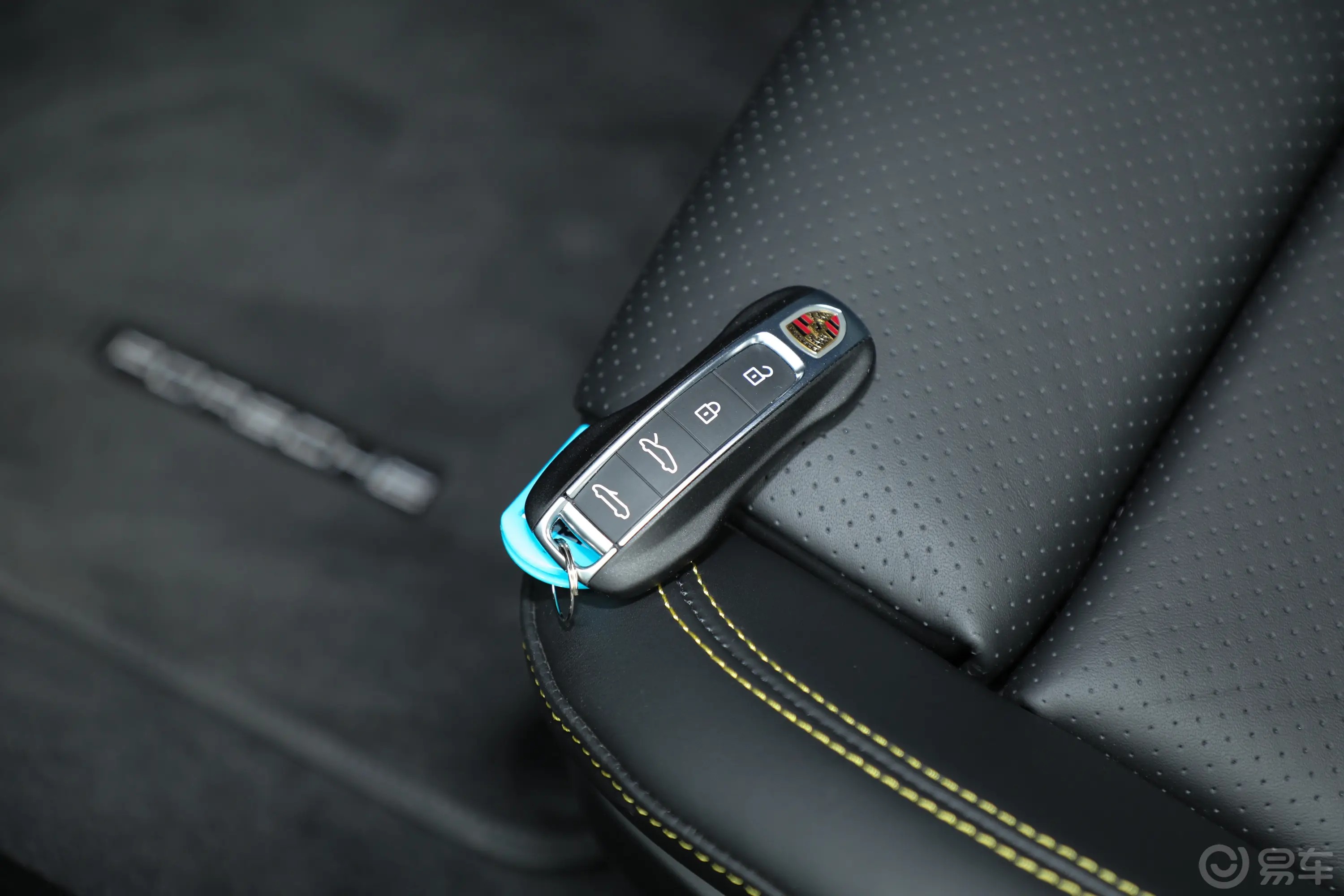 保时捷911Carrera S Cabriolet 3.0T钥匙正面