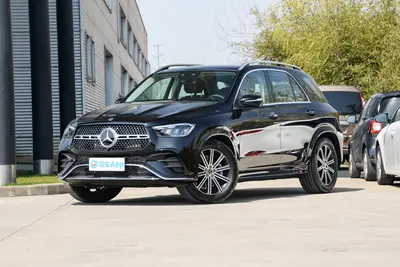 2024款 奔驰GLE 改款 GLE 350 4MATIC 时尚型外观