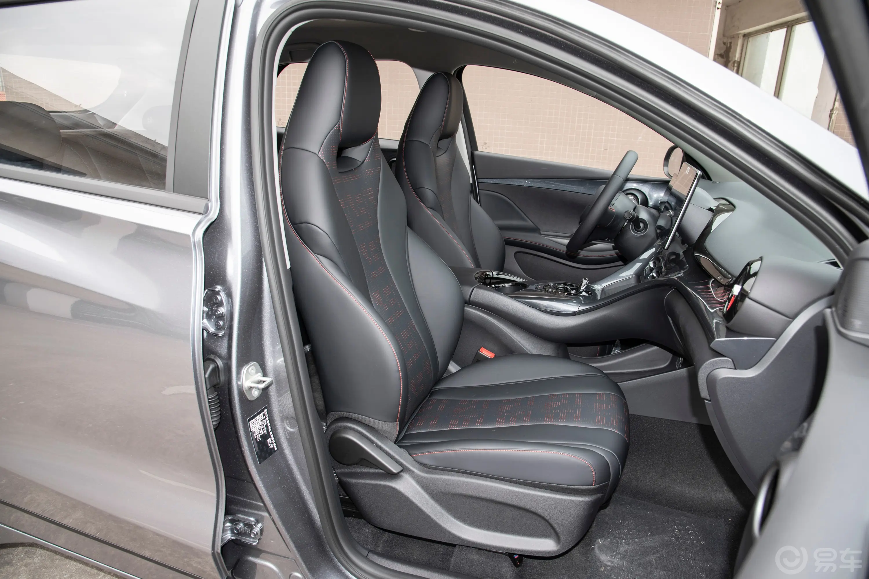比亚迪e2荣耀版 405km 豪华型副驾驶座椅