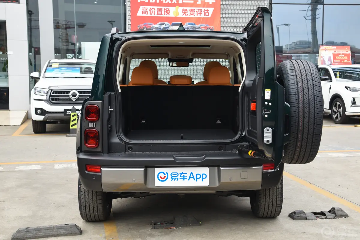 哈弗猛龙PHEV1.5T 145km 探索版后备厢