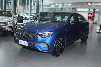 2024款 奔驰GLC轿跑 GLC 260 4MATIC 轿跑SUV外观