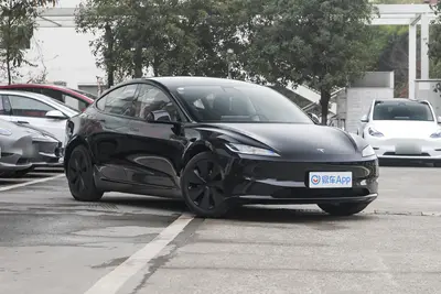 2023款 Model 3 606km 后轮驱动版外观