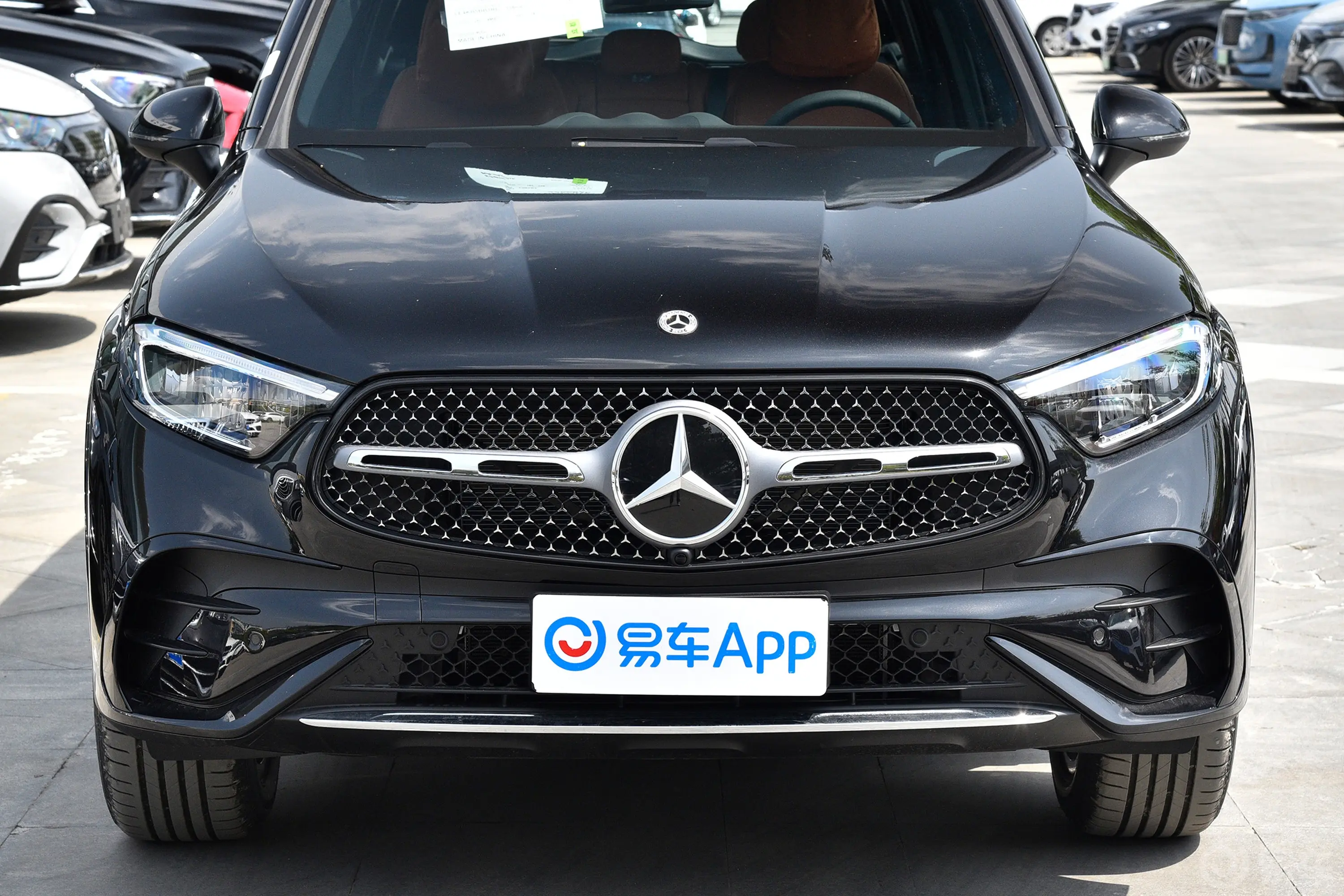 奔驰GLCGLC 260 L 4MATIC 动感型 5座外观细节