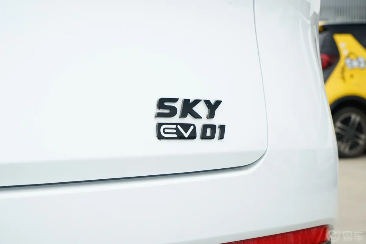 风神SKY EV01440km 真香版外观细节