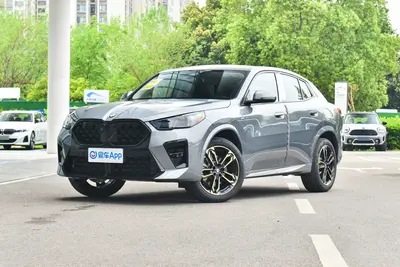 2024款 宝马X2(进口) xDrive25i M运动曜夜套装外观