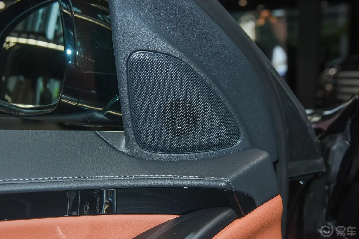 奔驰S级改款 S 400 L 商务型音响和品牌