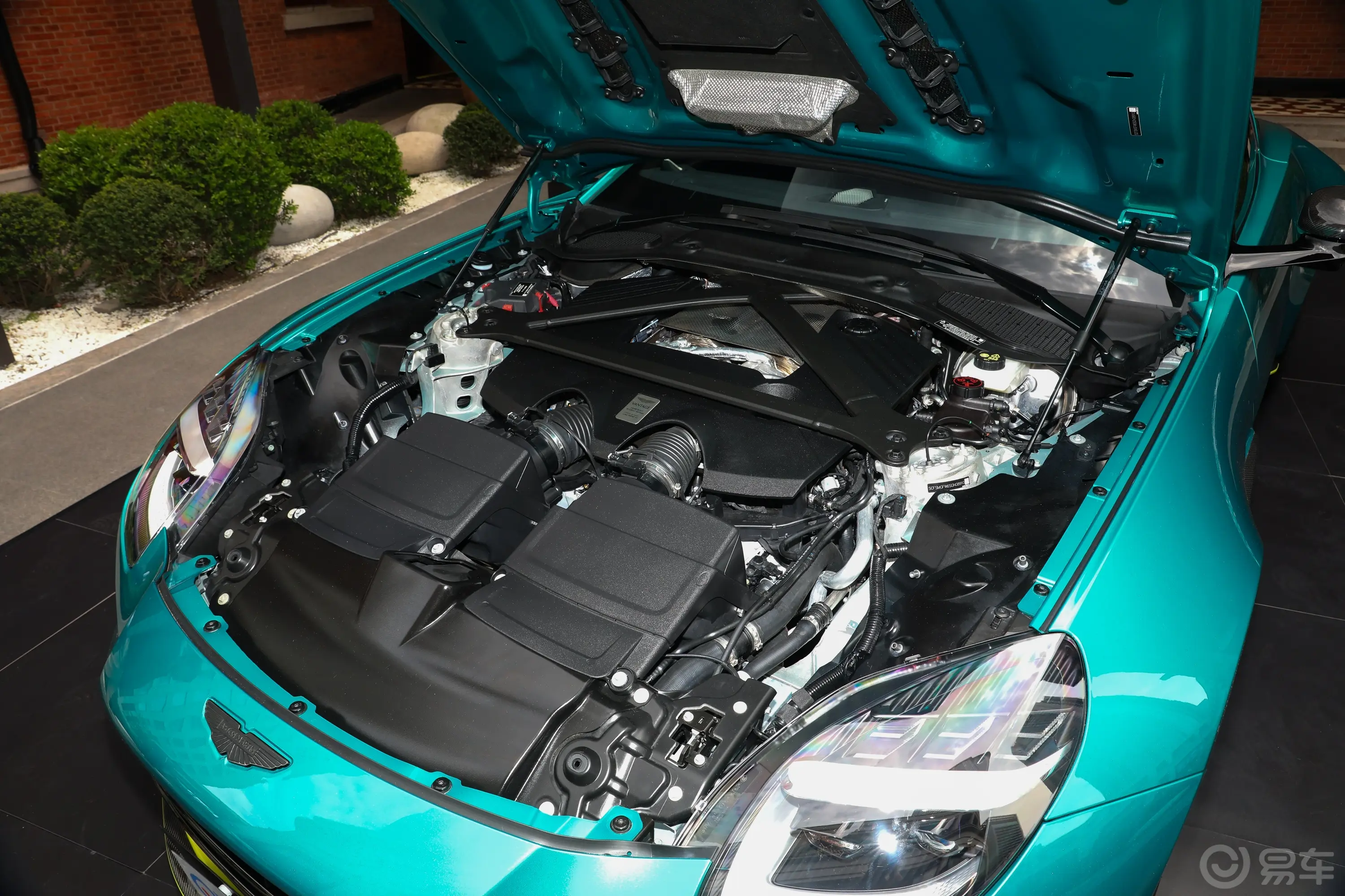 V8 Vantage4.0T V8 Coupe动力底盘