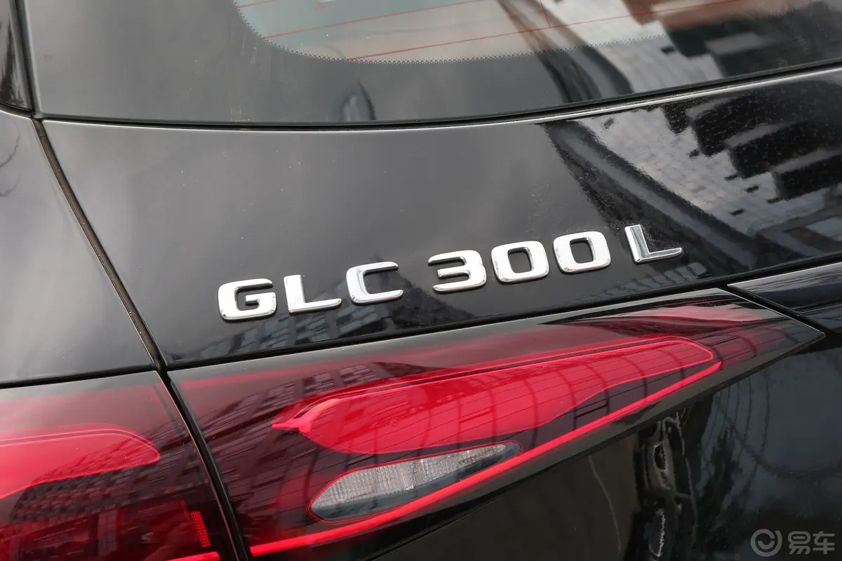 奔驰GLCGLC 300 L 4MATIC 豪华型 7座外观细节