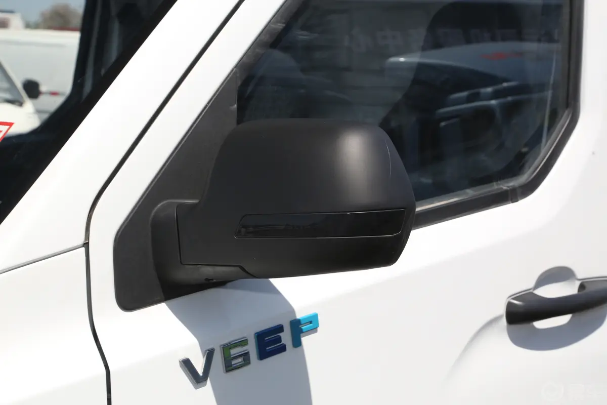 远程星享V星享V6E Plus 240km 超值版 远程智芯电机60kw 国轩高科41.93kWh主驾驶后视镜背面