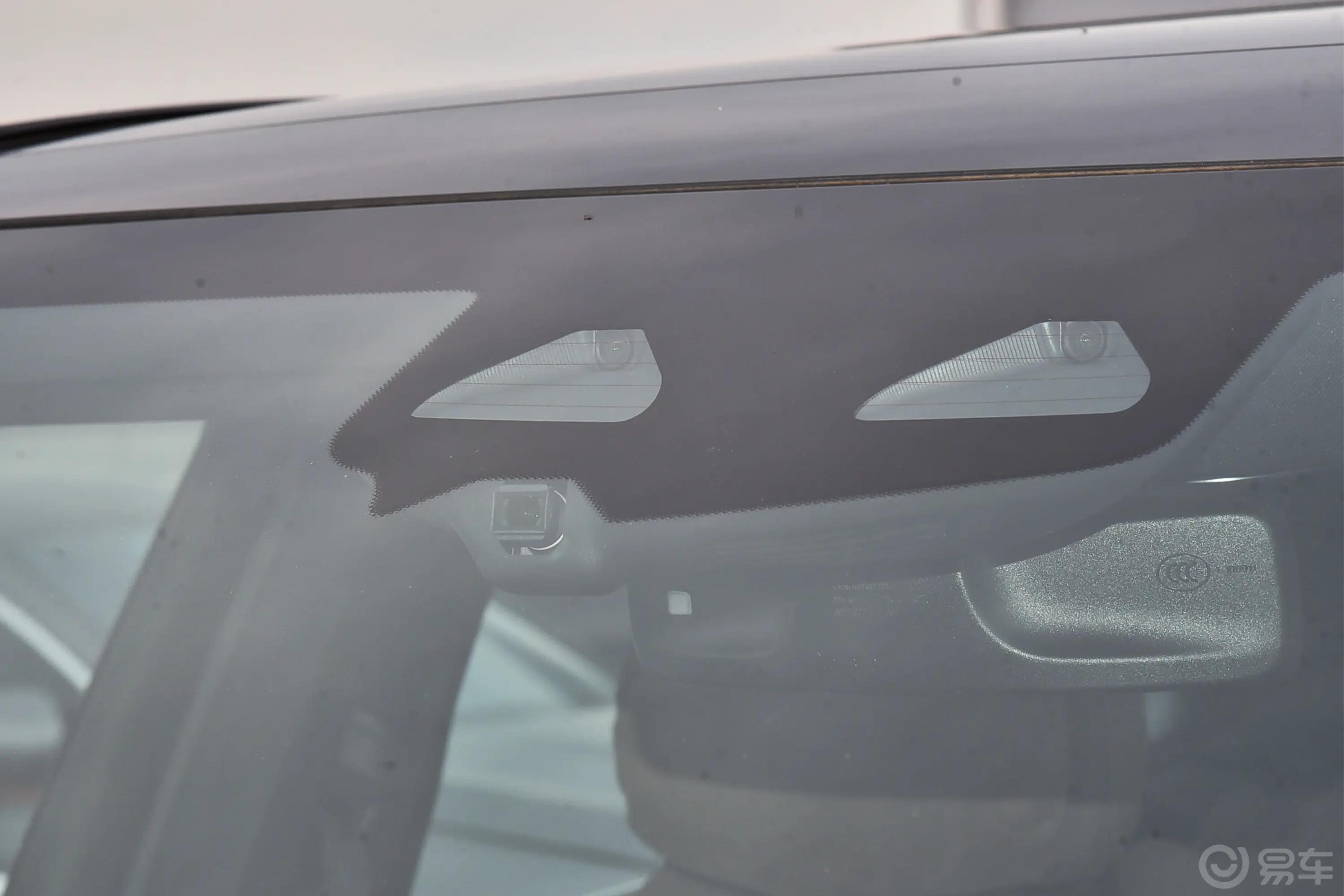 奔驰EQE SUV500 4MATIC 豪华版外观细节