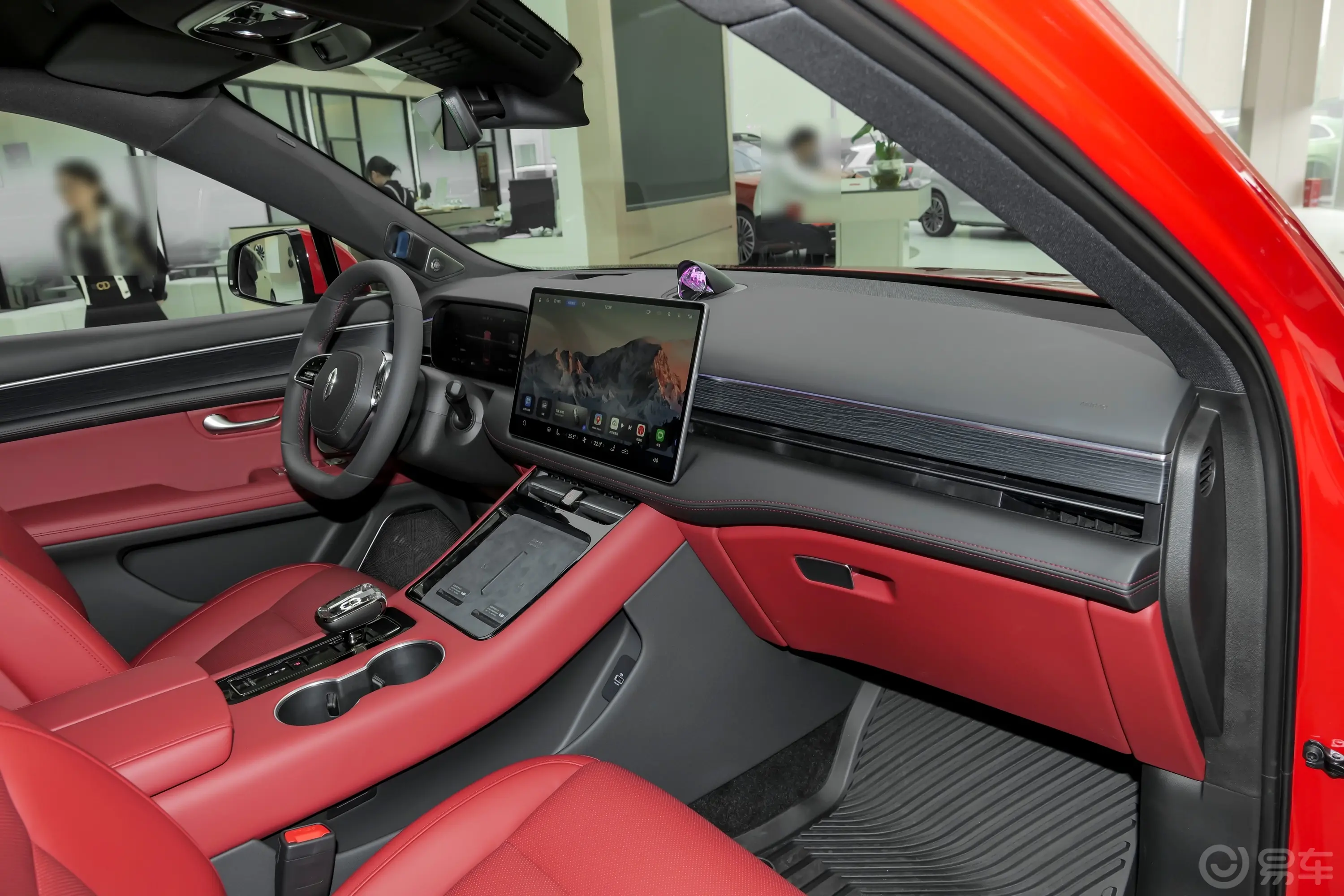 问界M5增程版 230km Max RS 四驱高阶智驾版内饰全景副驾驶员方向