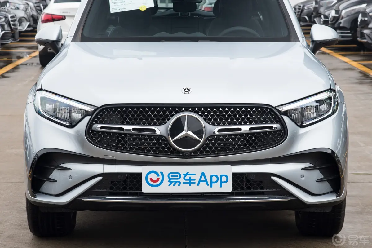 奔驰GLCGLC 300 L 4MATIC 动感型 5座外观细节