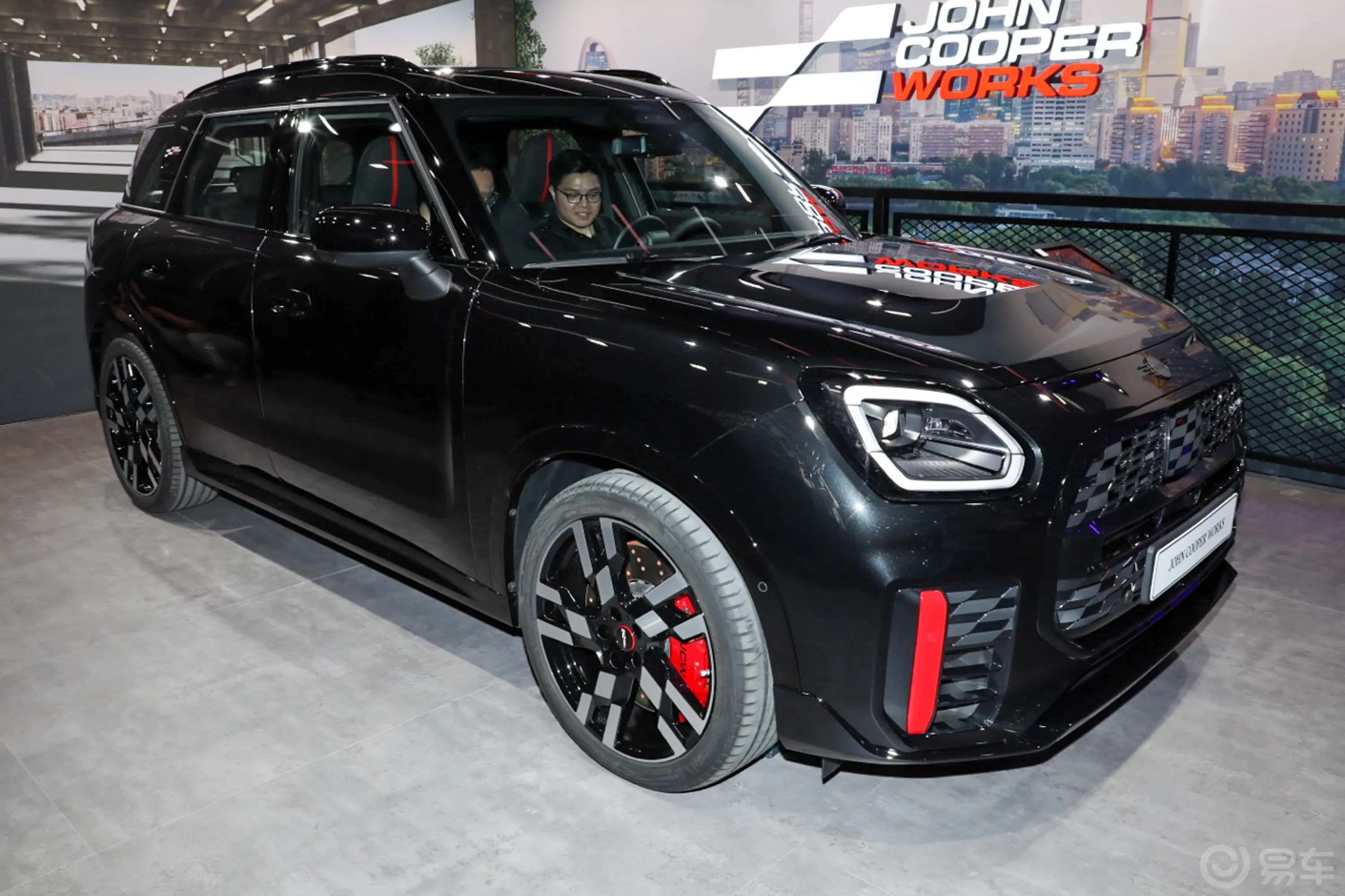 MINI JCW COUNTRYMAN