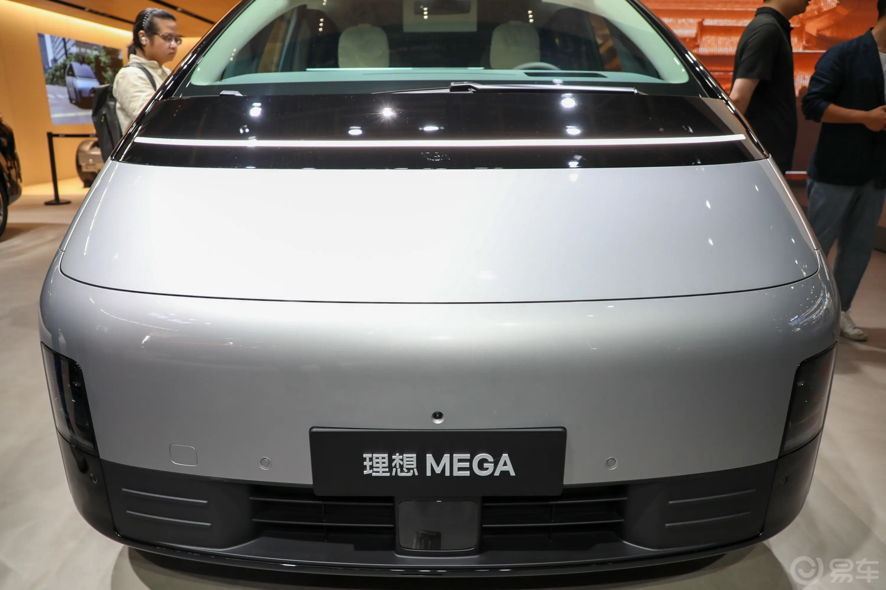 理想MEGA