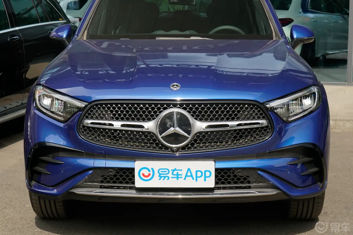 奔驰GLCGLC 300 L 4MATIC 动感型 5座外观细节