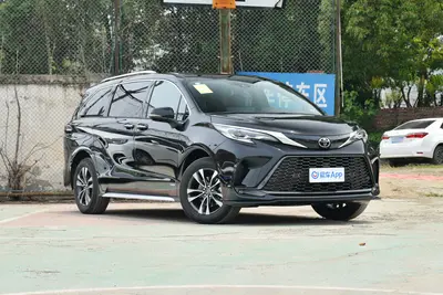 2024款 格瑞维亚 双擎 2.5L 四驱尊贵PLUS版外观